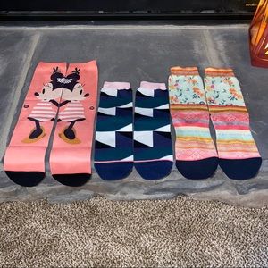 3 PAIRS OF BNNW WOMANS STANCE SOCKS